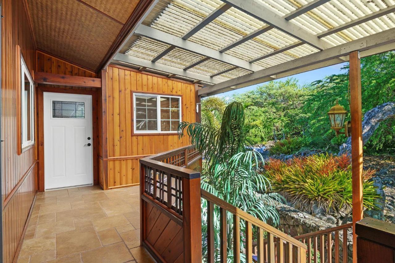 Seaspray Oceanview Apartment Kailua-Kona Exterior photo