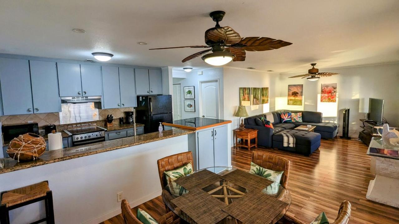 Seaspray Oceanview Apartment Kailua-Kona Exterior photo