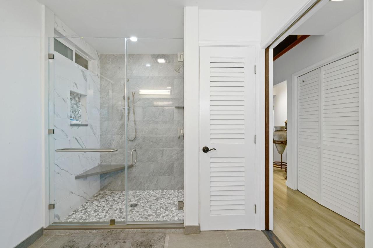 Seaspray Oceanview Apartment Kailua-Kona Exterior photo