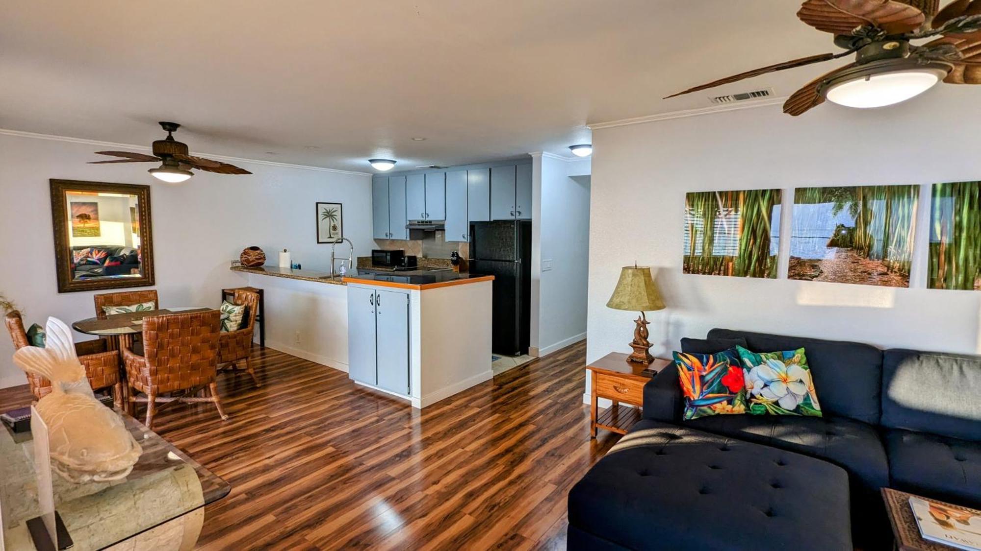 Seaspray Oceanview Apartment Kailua-Kona Exterior photo
