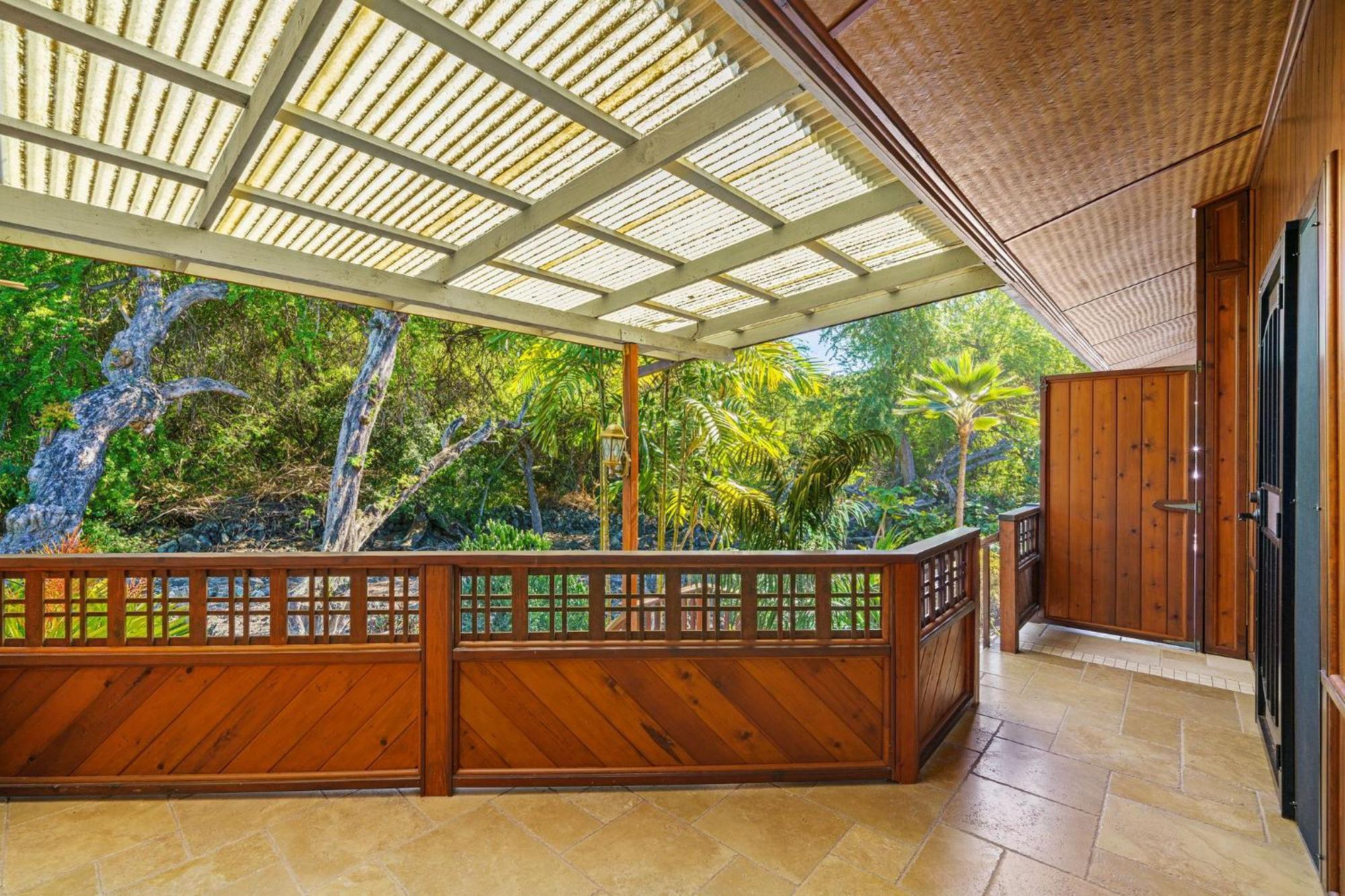 Seaspray Oceanview Apartment Kailua-Kona Exterior photo