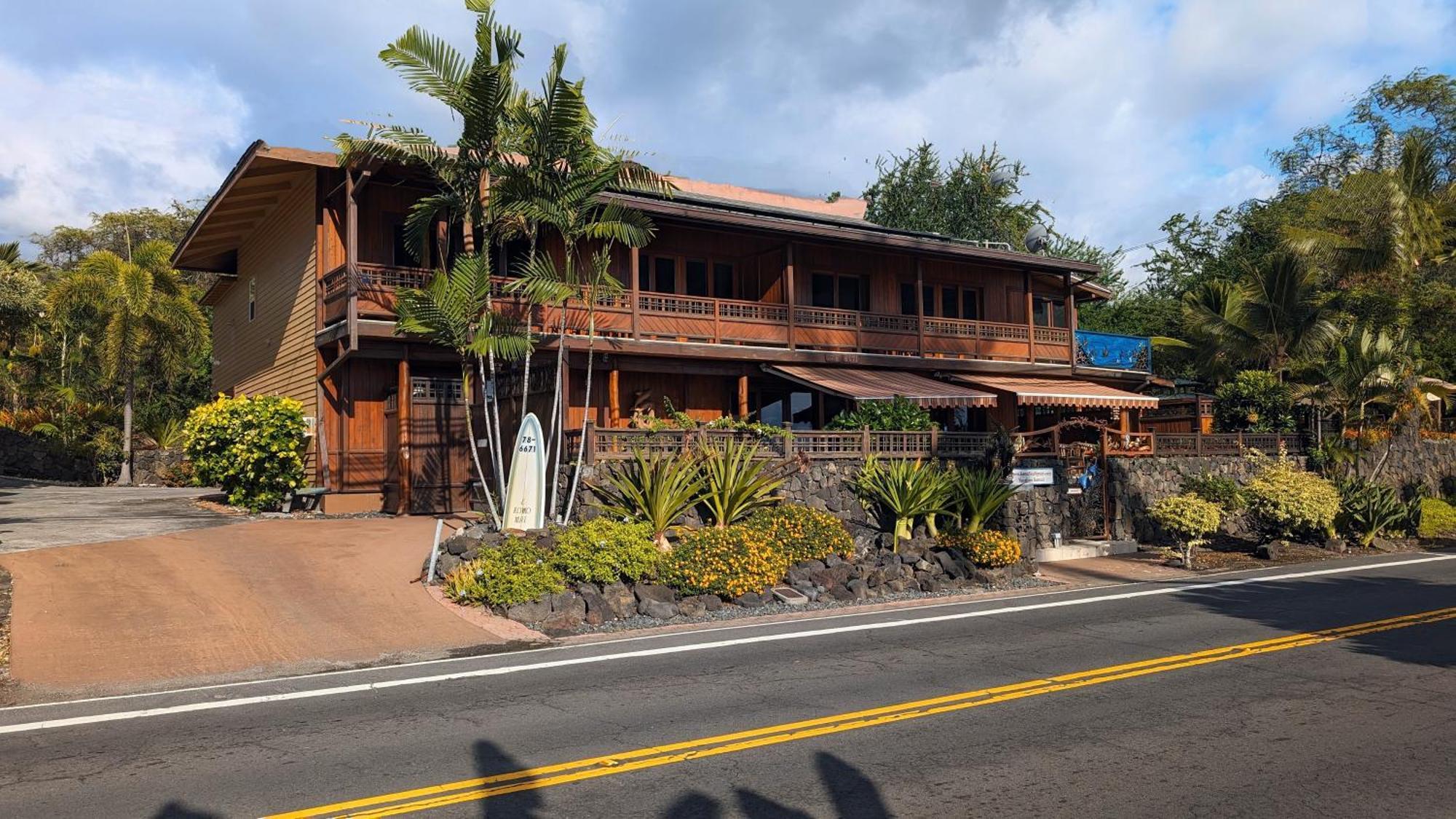 Seaspray Oceanview Apartment Kailua-Kona Exterior photo